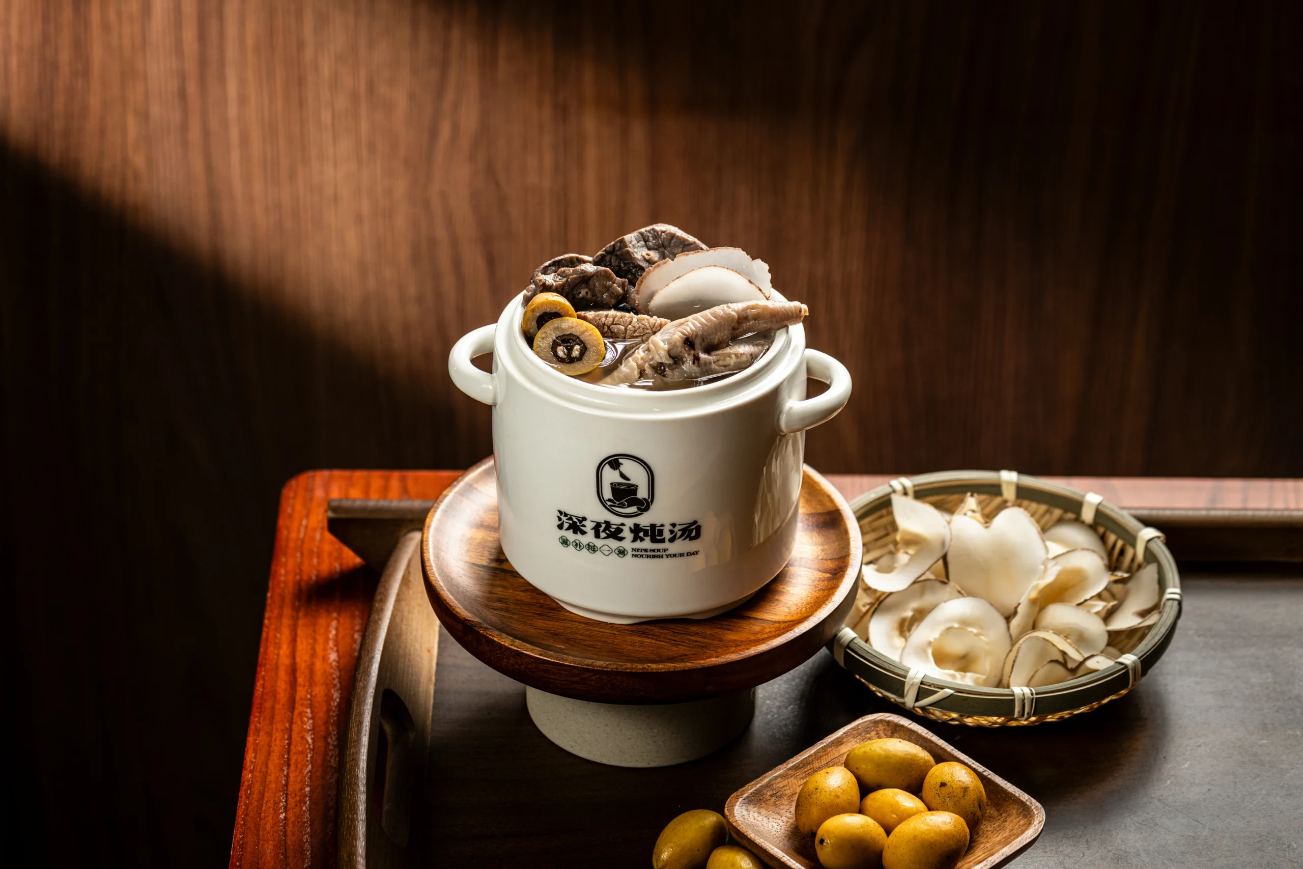 清肺止咳·缓解咽干｜鲜橄榄猪肺汤｜ Clear Lungs & Relieve Cough · Fresh Olive & Pig Lung Soup